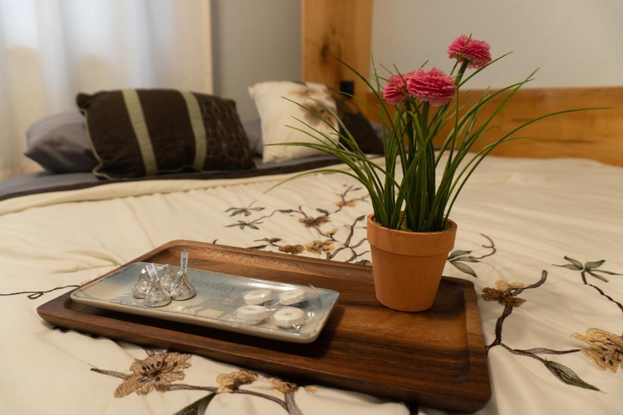 Trinity Escapes - Two Bedroom Two Bathroom Full Apartment Near Airport Άνκορατζ Εξωτερικό φωτογραφία